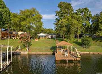 Image of Caroline Acres Neighborhood