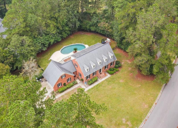 Image of Houndslake Neighborhood